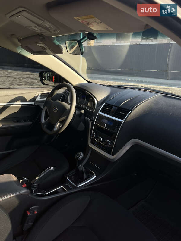Седан Geely Emgrand 7 (EC7) 2017 в Дніпрі