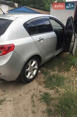 Хэтчбек Geely Emgrand 7 (EC7) 2014 в 