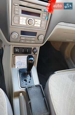 Седан Geely Emgrand 7 (EC7) 2012 в 