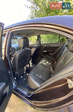 Седан Geely Emgrand 7 (EC7) 2013 в 