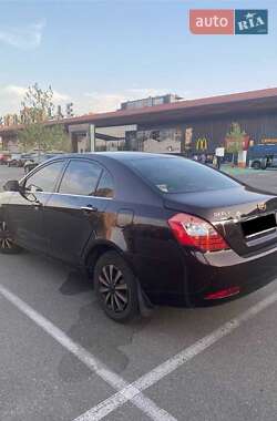 Седан Geely Emgrand 7 (EC7) 2015 в 