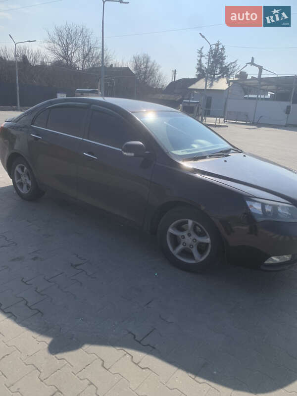 Седан Geely Emgrand 7 (EC7) 2014 в Гостомеле