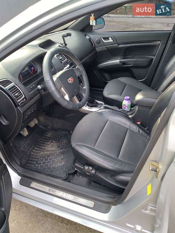 Седан Geely Emgrand 7 (EC7) 2013 в Тальном