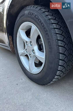 Седан Geely Emgrand 7 (EC7) 2012 в 