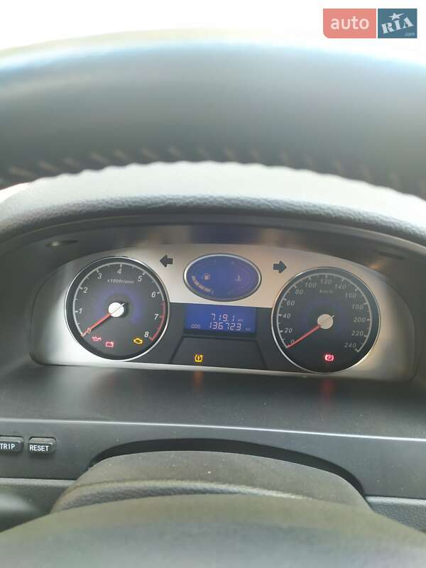 Хетчбек Geely Emgrand 7 (EC7) 2013 в Ніжині