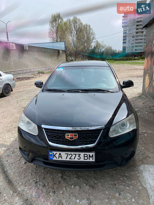 Хетчбек Geely Emgrand 7 (EC7) 2014 в 