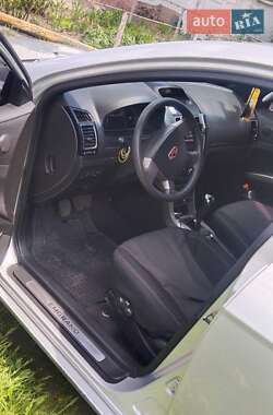Седан Geely Emgrand 7 (EC7) 2013 в 
