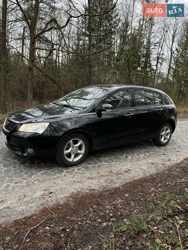 Хэтчбек Geely Emgrand 7 (EC7) 2011 в Дубровице
