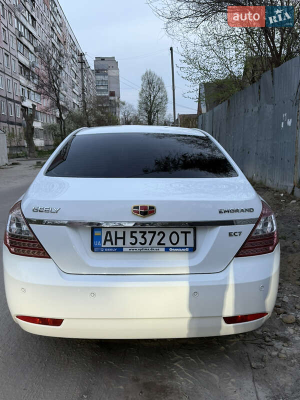 Седан Geely Emgrand 7 (EC7) 2013 в Дніпрі
