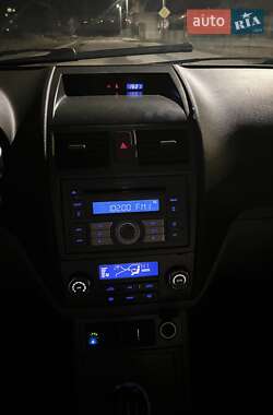 Хетчбек Geely Emgrand 7 (EC7) 2011 в 
