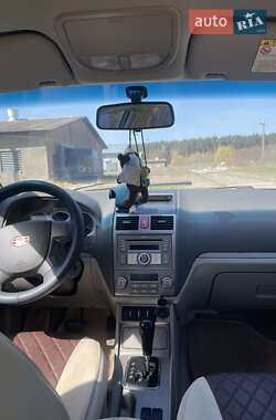 Седан Geely Emgrand 7 (EC7) 2012 в 