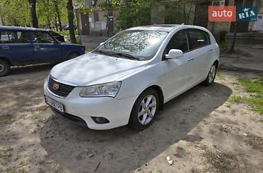 Хетчбек Geely Emgrand 7 (EC7) 2014 в 