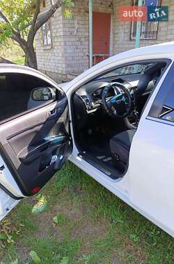 Седан Geely Emgrand 7 (EC7) 2013 в 