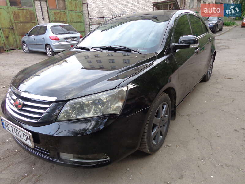 Седан Geely Emgrand 7 (EC7) 2012 в 