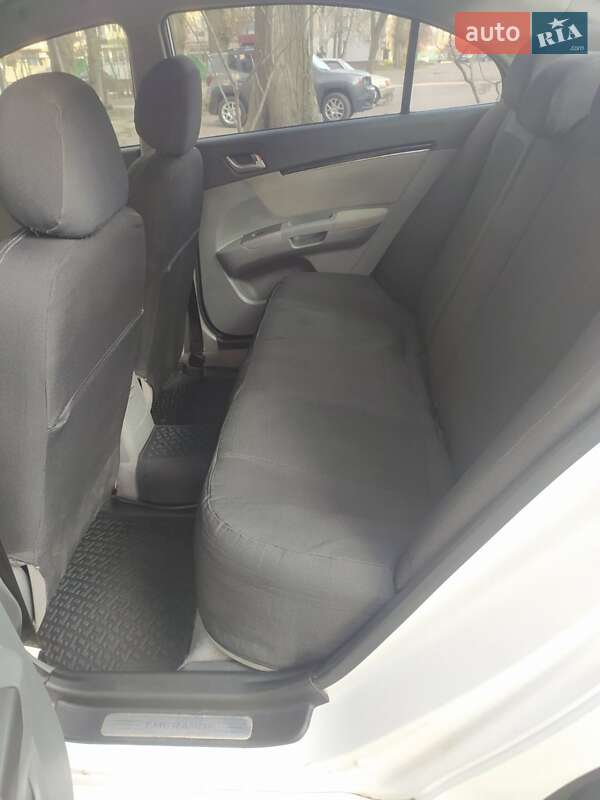 Седан Geely Emgrand 7 (EC7) 2013 в Кременчуге фото 5 Седан Geely Emgrand 7 (EC7) 2013 в Кременчуге