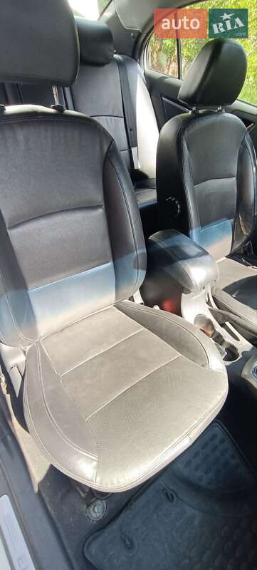 Седан Geely Emgrand 7 (EC7) 2014 в Рівному