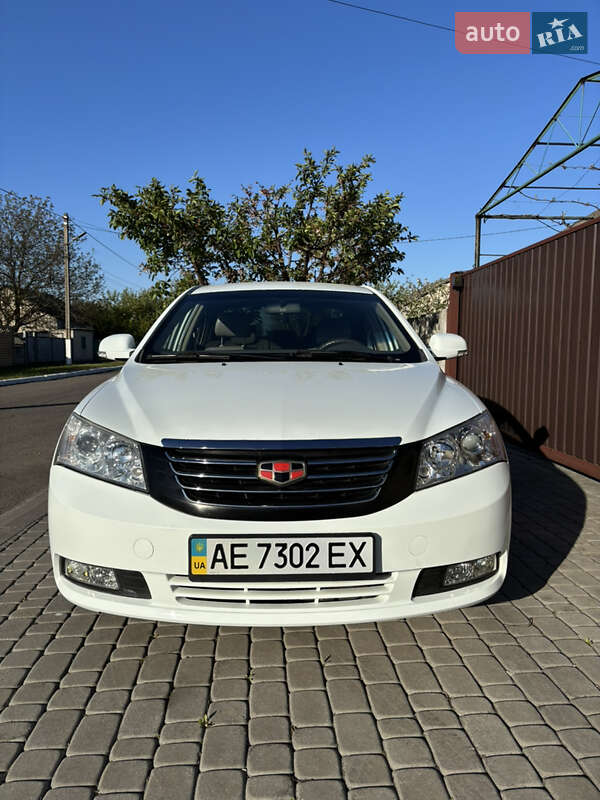 Седан Geely Emgrand 7 (EC7) 2012 в 