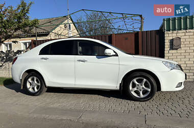 Седан Geely Emgrand 7 (EC7) 2012 в 