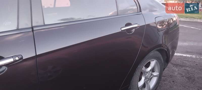 Седан Geely Emgrand 7 (EC7) 2011 в Луцке