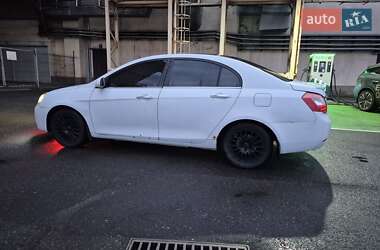 Седан Geely Emgrand 7 (EC7) 2013 в 