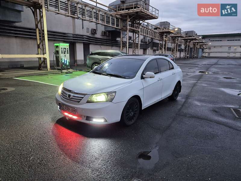 Geely Emgrand 7 (EC7) 2013