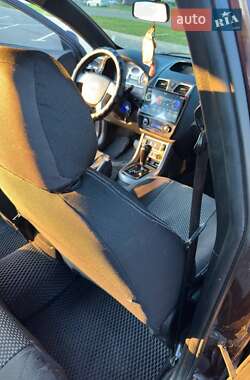 Седан Geely Emgrand 7 (EC7) 2013 в 