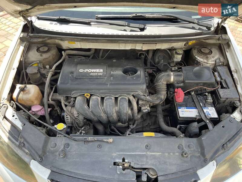 Хэтчбек Geely Emgrand 7 (EC7) 2013 в Днепре