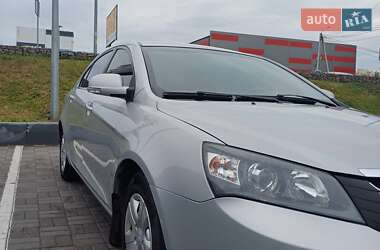 Седан Geely Emgrand 7 (EC7) 2013 в 