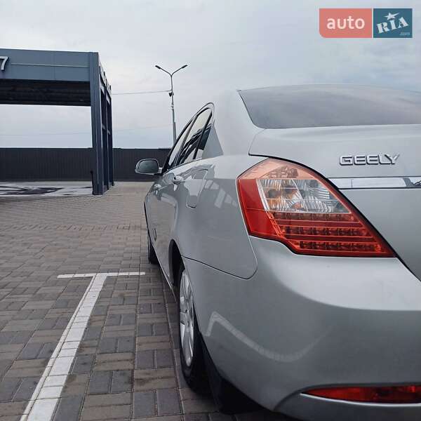 Седан Geely Emgrand 7 (EC7) 2013 в Софиевской Борщаговке