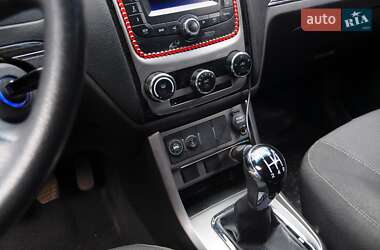 Седан Geely Emgrand 7 (EC7) 2013 в 