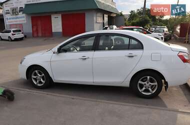 Седан Geely Emgrand 7 (EC7) 2013 в 