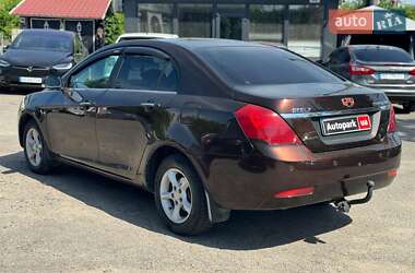 Седан Geely Emgrand 7 (EC7) 2012 в 