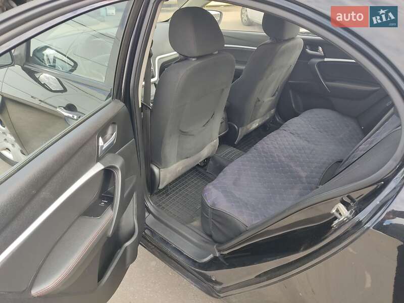 Седан Geely Emgrand 7 (EC7) 2018 в Житомирі