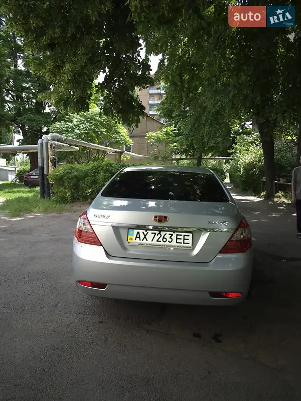 Седан Geely Emgrand 7 (EC7) 2013 в 