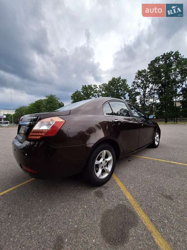Седан Geely Emgrand 7 (EC7) 2012 в Белой Церкви