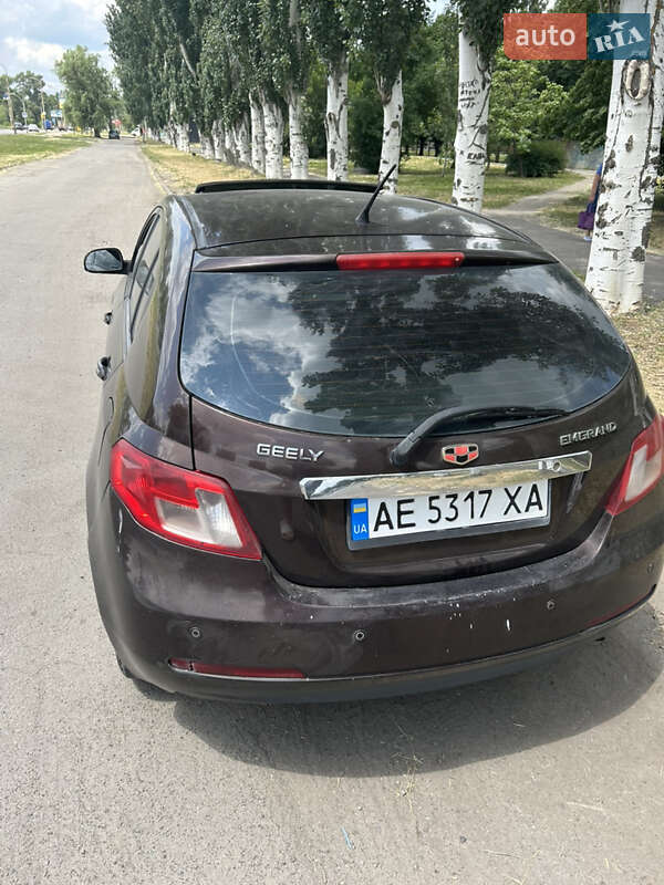 Хетчбек Geely Emgrand 7 (EC7) 2011 в Павлограді