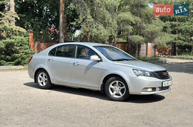 Седан Geely Emgrand 7 (EC7) 2013 в 