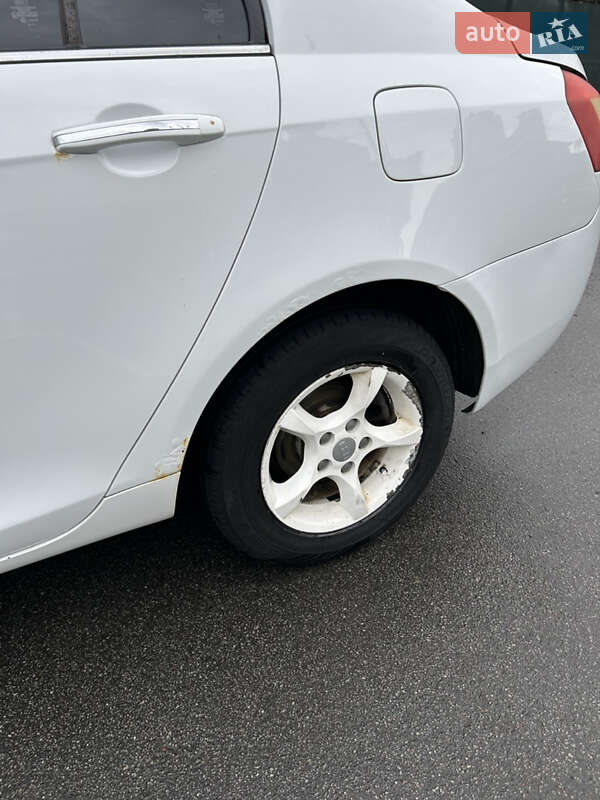 Седан Geely Emgrand 7 (EC7) 2014 в Києві