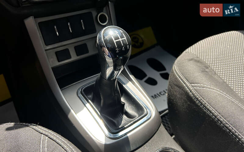 Седан Geely Emgrand 7 (EC7) 2013 в Львові