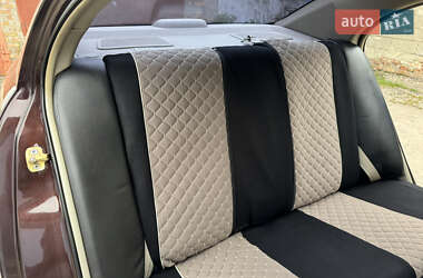 Седан Geely Emgrand 7 (EC7) 2011 в 
