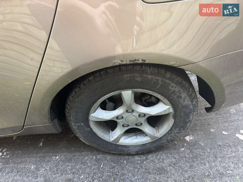 Седан Geely Emgrand 7 (EC7) 2014 в Киеве