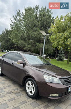Седан Geely Emgrand 7 (EC7) 2014 в 