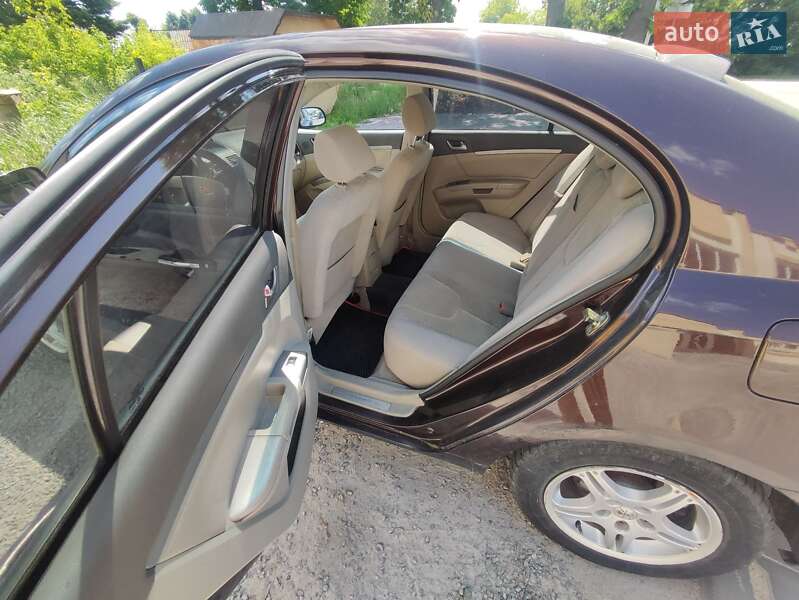 Седан Geely Emgrand 7 (EC7) 2011 в Виннице