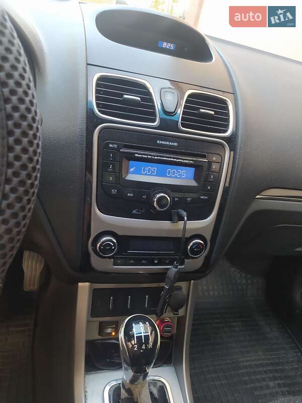 Седан Geely Emgrand 7 (EC7) 2013 в Ужгороді