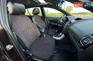 Хетчбек Geely Emgrand 7 (EC7) 2013 в 