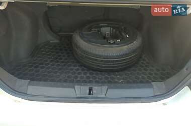Седан Geely Emgrand 7 (EC7) 2014 в 