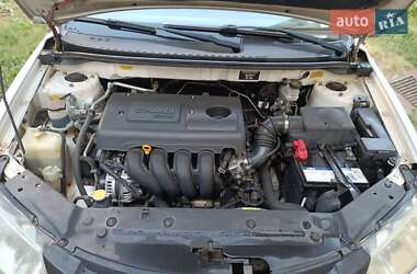 Седан Geely Emgrand 7 (EC7) 2012 в 