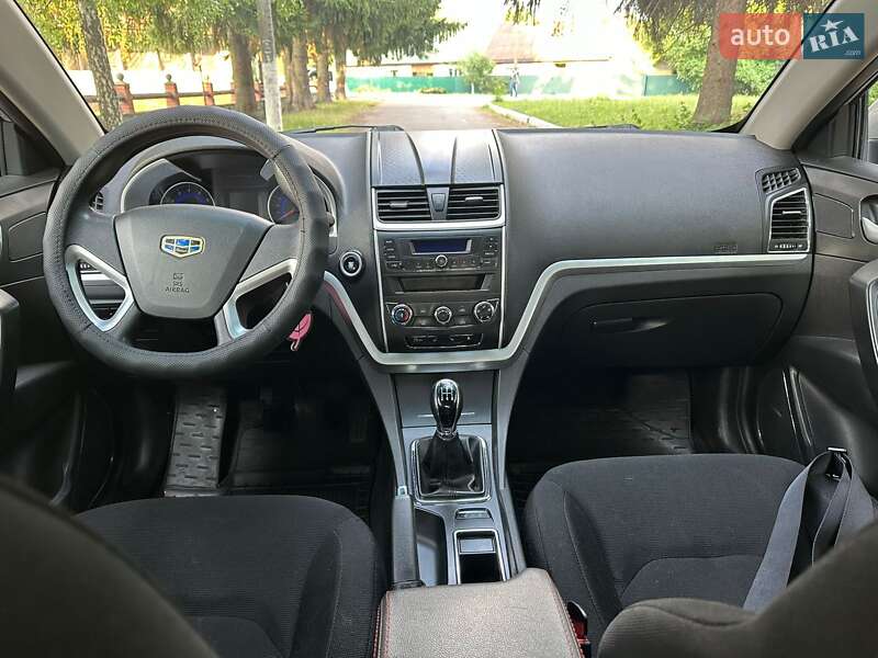 Седан Geely Emgrand 7 (EC7) 2018 в Умані