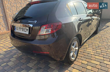 Хетчбек Geely Emgrand 7 (EC7) 2013 в 