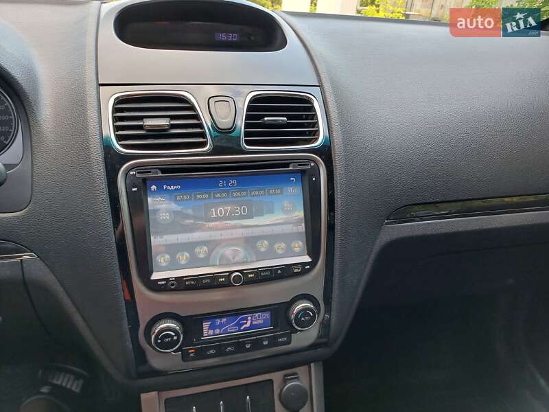 Хетчбек Geely Emgrand 7 (EC7) 2012 в Дніпрі